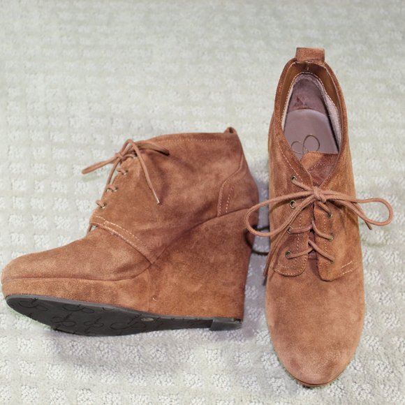 Jessica Simpson Size 7.5M Brown Suede 4.5" Wedge Lift Booties - Picture 1 of 6